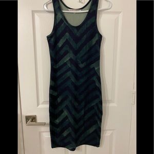 Blue/green patterned dress